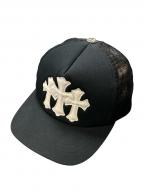CHROME HEARTSクロムハーツ）の古着「Triple Cross Trucker Cap」｜ブラック×ホワイト