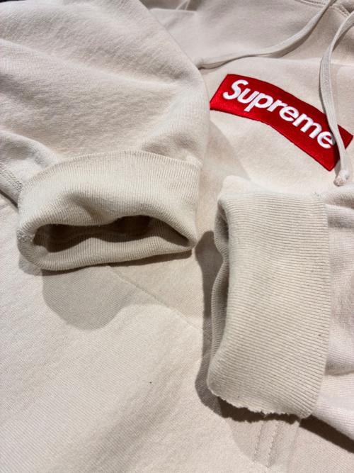 SUPREME（シュプリーム）SUPREME (シュプリーム) 24FW Box Logo Hooded Sweatshirt ストーン サイズ:Lの古着・服飾アイテム