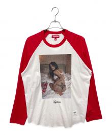 SUPREME（シュプリーム）の古着「26FW Larry Clark Sequin Raglan L/S Top」｜ホワイト×レッド