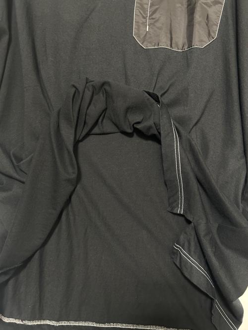 PRADA（プラダ）PRADA (プラダ) 22SS トライアングルプレートナイロンポケットオーバーサイズ半袖Tシャツ ブラック サイズ:XSの古着・服飾アイテム
