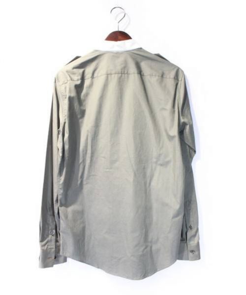 VALENTINO（ヴァレンティノ）VALENTINO (ヴァレンティノ) クレリックシャツ カーキ サイズ:39の古着・服飾アイテム