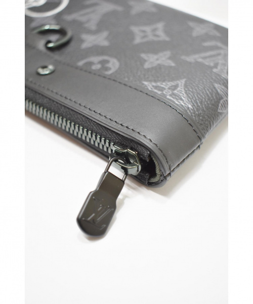 LOUIS VUITTON（ルイ ヴィトン）LOUIS VUITTON (ルイヴィトン) ヴィヴィエンヌポーチ ブラック サイズ:- 未使用品 モノグラム・エクリプス ポシェット・アポロ PMの古着・服飾アイテム