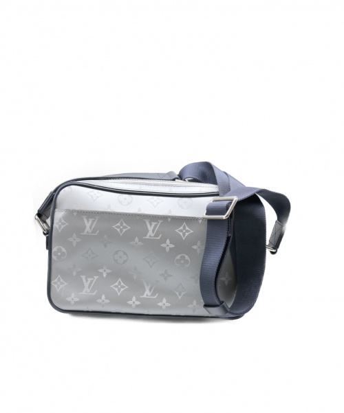 LOUIS VUITTON（ルイ ヴィトン）LOUIS VUITTON (ルイヴィトン) ショルダーバッグ/アルファ・メッセンジャー/19SS シルバー サイズ:- 2019SSモデルの古着・服飾アイテム