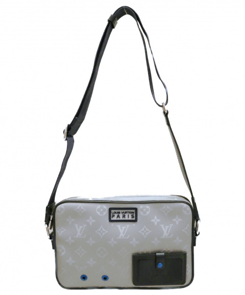 LOUIS VUITTON（ルイ ヴィトン）LOUIS VUITTON (ルイヴィトン) ショルダーバッグ/アルファ・メッセンジャー/19SS シルバー サイズ:- 2019SSモデルの古着・服飾アイテム