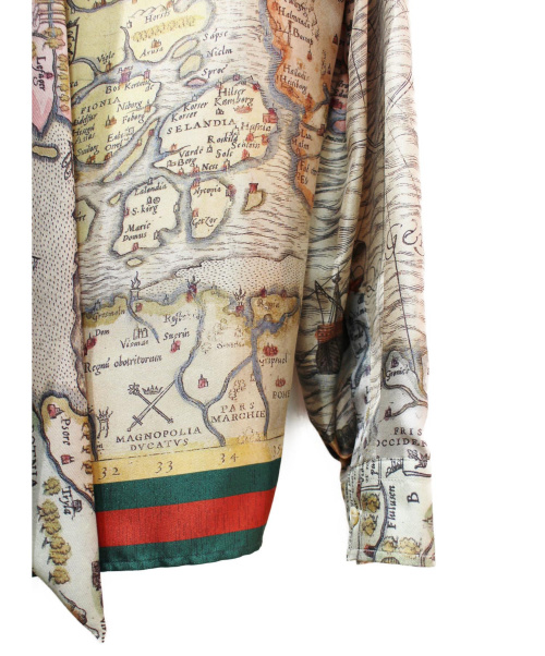 GUCCI（グッチ）GUCCI (グッチ) シルクボウタイシャツ/sea map ベージュ サイズ:44の古着・服飾アイテム
