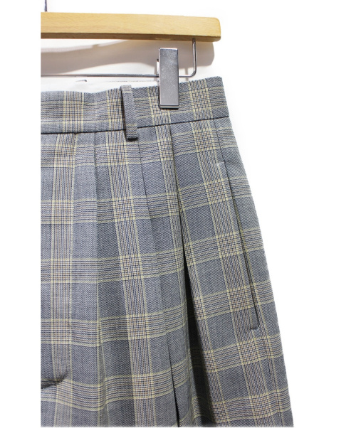 CELINE（セリーヌ）CELINE (セリーヌ) タックワイドパンツ グレー サイズ:36の古着・服飾アイテム