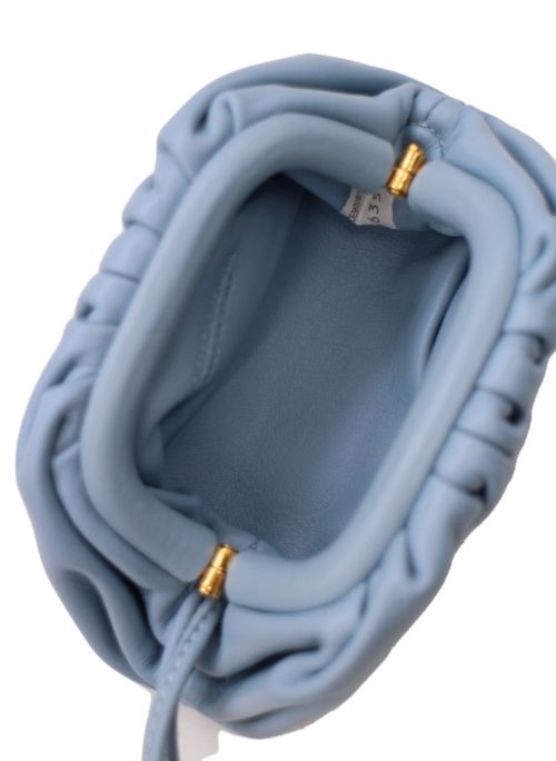 BOTTEGA VENETA（ボッテガベネタ）BOTTEGA VENETA (ボッテガベネタ) ミニ ザ ポーチ ショルダーバッグ ブルー サイズ:-の古着・服飾アイテム