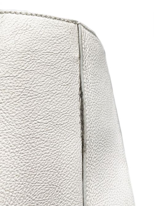 BALENCIAGA（バレンシアガ）BALENCIAGA (バレンシアガ) ショッピングバッグ ホワイト サイズ:-の古着・服飾アイテム