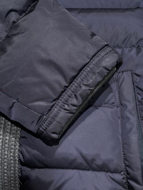 MONCLER（モンクレール）MONCLER (モンクレール) CANUT ネイビー サイズ:2の古着・服飾アイテム