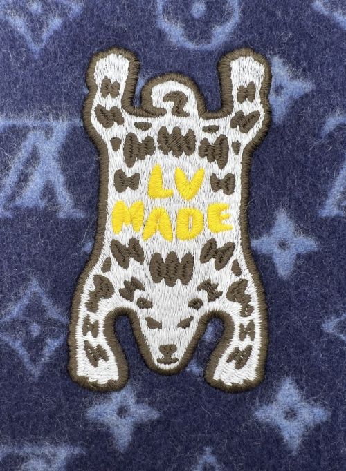 LOUIS VUITTON（ルイ ヴィトン）LOUIS VUITTON (ルイ ヴィトン) エシャルプダミエジャイアントウェーブ ネイビー サイズ:-の古着・服飾アイテム
