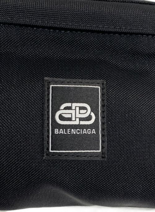 BALENCIAGA（バレンシアガ）BALENCIAGA (バレンシアガ) ロゴボディバッグ ブラック サイズ:-の古着・服飾アイテム