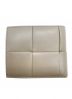 BOTTEGA VENETA（ボッテガベネタ）の古着「マキシイントレチャート ウォレット」｜グレージュ