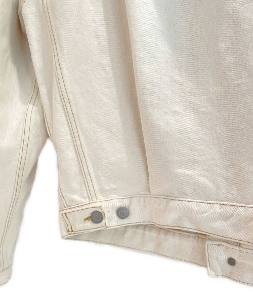 Maison Margiela（メゾンマルジェラ）Maison Margiela (メゾンマルジェラ) オーバーサイズドデストロイデニムジャケット アイボリー サイズ:52の古着・服飾アイテム
