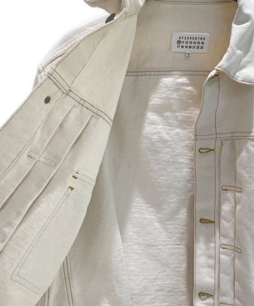 Maison Margiela（メゾンマルジェラ）Maison Margiela (メゾンマルジェラ) オーバーサイズドデストロイデニムジャケット アイボリー サイズ:52の古着・服飾アイテム