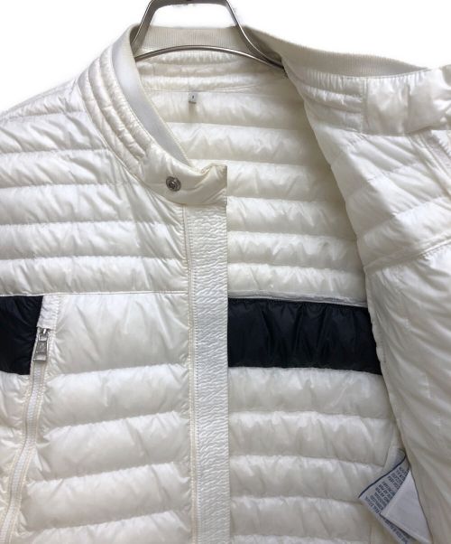 MONCLER（モンクレール）MONCLER (モンクレール) FORET ホワイト サイズ:4の古着・服飾アイテム