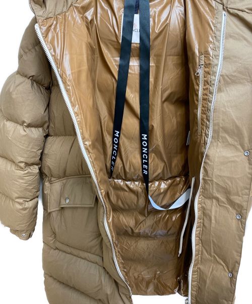 MONCLER（モンクレール）MONCLER (モンクレール) ROUBAUD(ルーボー) ベージュ サイズ:5の古着・服飾アイテム