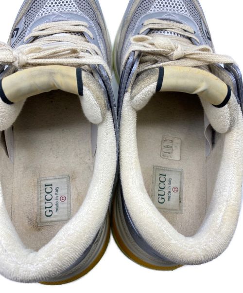 GUCCI（グッチ）GUCCI (グッチ) ローカットスニーカー シルバー サイズ:11の古着・服飾アイテム