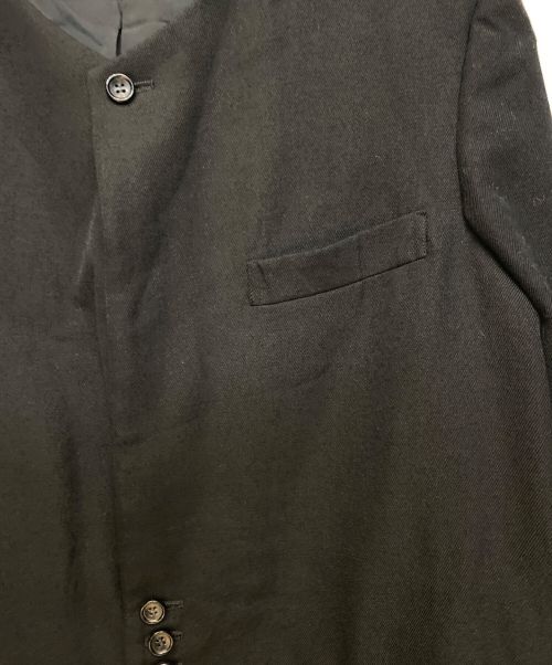 COMME des GARCONS HOMME PLUS（コムデギャルソンオムプリュス）COMME des GARCONS HOMME PLUS (コムデギャルソンオムプリュス) 22AW ノーカラージャケット ブラック サイズ:Sの古着・服飾アイテム