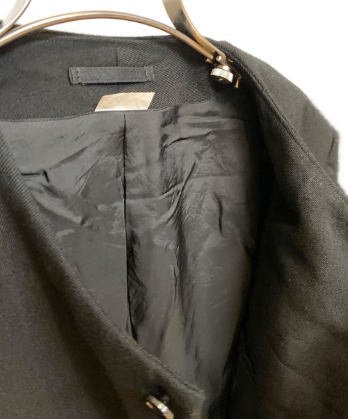 COMME des GARCONS HOMME PLUS（コムデギャルソンオムプリュス）COMME des GARCONS HOMME PLUS (コムデギャルソンオムプリュス) 22AW ノーカラージャケット ブラック サイズ:Sの古着・服飾アイテム