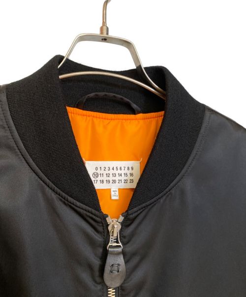 Maison Margiela（メゾンマルジェラ）Maison Margiela (メゾンマルジェラ) 18AW オーバーサイズMA-1ジャケット ブラック サイズ:52の古着・服飾アイテム
