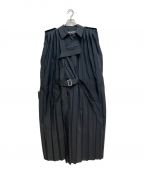 JUNYA WATANABE COMME des GARCONSジュンヤワタナベ コムデギャルソン）の古着「プリーツコート」｜ブラック