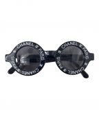 CHANELシャネル）の古着「ロゴフレームサングラス」｜ブラック