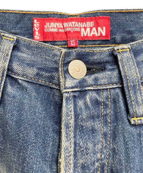 JUNYA WATANABE MAN（ジュンヤワタナベマン）JUNYA WATANABE MAN (コム デ ギャルソン ジュンヤ ワタナベ マン) LEVI'S (リーバイス) 綿セルヴィッチデニム インディゴ サイズ:SIZE XSの古着・服飾アイテム