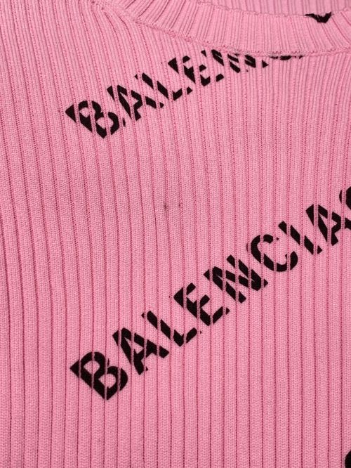 BALENCIAGA（バレンシアガ）BALENCIAGA (バレンシアガ) ロゴ総柄ニット ピンク サイズ:Sの古着・服飾アイテム