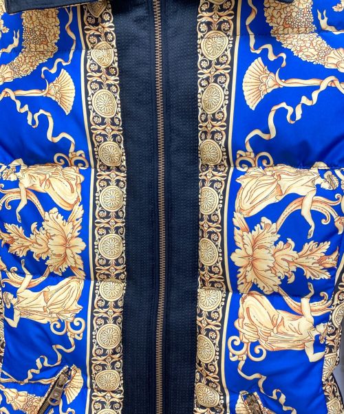 VERSACE（ヴェルサーチ）VERSACE (ヴェルサーチェ) ダウンジャケット ブルー サイズ:38の古着・服飾アイテム