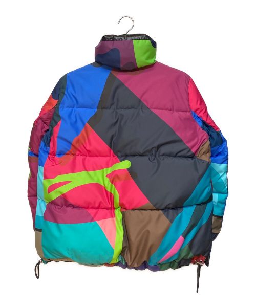 sacai（サカイ）sacai (サカイ) KAWS (カウズ) ダウンジャケット マルチカラー サイズ:1の古着・服飾アイテム