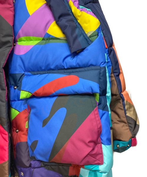 sacai（サカイ）sacai (サカイ) KAWS (カウズ) ダウンジャケット マルチカラー サイズ:1の古着・服飾アイテム