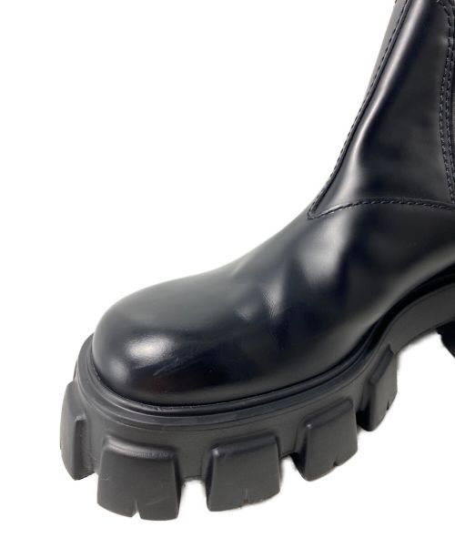 PRADA（プラダ）PRADA (プラダ) モノリス チェルシーブーツ ブラック サイズ:8の古着・服飾アイテム