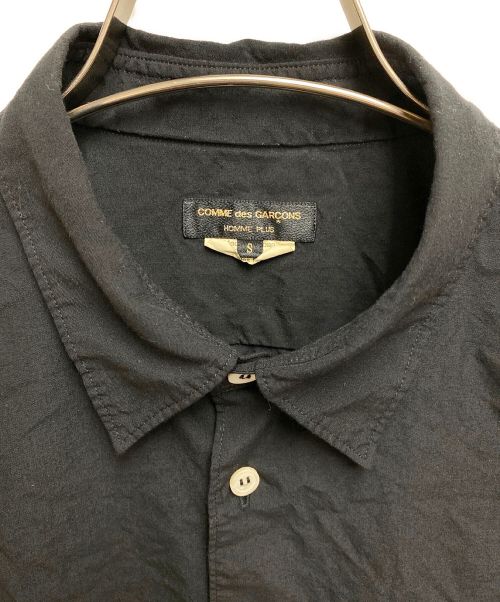COMME des GARCONS HOMME PLUS（コムデギャルソンオムプリュス）COMME des GARCONS HOMME PLUS (コムデギャルソンオムプリュス) 23SS ポリエステル縮絨シャツ ブラック サイズ:Sの古着・服飾アイテム