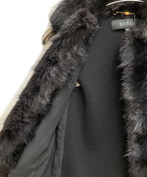 GUCCI（グッチ）GUCCI (グッチ) ファーベスト ブラック サイズ:36の古着・服飾アイテム