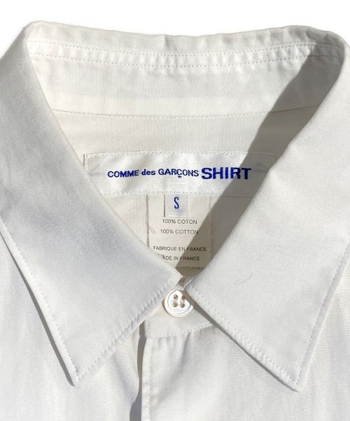COMME des GARCONS SHIRT（コムデギャルソンシャツ）COMME des GARCONS SHIRT (コムデギャルソンシャツ) NARROW CLASSIC FIT SHIRT ホワイト サイズ:Sの古着・服飾アイテム