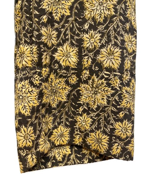 Yohji Yamamoto pour homme（ヨウジヤマモト プールオム）Yohji Yamamoto pour homme (ヨウジヤマモト プールオム) フラワー総柄ワイドパンツ ブラック サイズ:3の古着・服飾アイテム