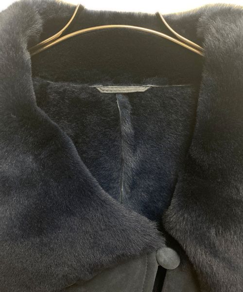 ARMANI COLLEZIONI（アルマーニ コレツィオーニ）ARMANI COLLEZIONI (アルマーニ コレツィオーニ) ムートンコート ネイビー サイズ:40の古着・服飾アイテム