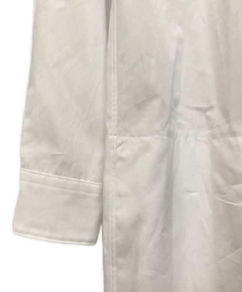 COMME des GARCONS HOMME PLUS（コムデギャルソンオムプリュス）COMME des GARCONS HOMME PLUS (コムデギャルソンオムプリュス) 23AW ティアードロングシャツ ホワイト サイズ:S 未使用品の古着・服飾アイテム