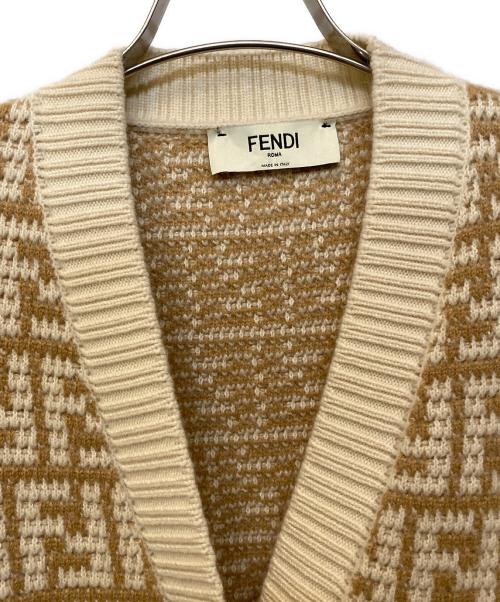 FENDI（フェンディ）FENDI (フェンディ) ズッカ柄クロシェカーディガン ベージュ サイズ:36の古着・服飾アイテム
