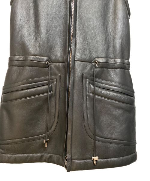 LOEWE（ロエベ）LOEWE (ロエベ) ムートンフーデッドベスト ブラック サイズ:38の古着・服飾アイテム