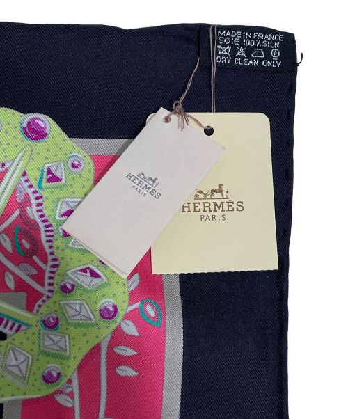 HERMES（エルメス）HERMES (エルメス) カレ90 ブラック×ピンク サイズ:90 未使用品の古着・服飾アイテム