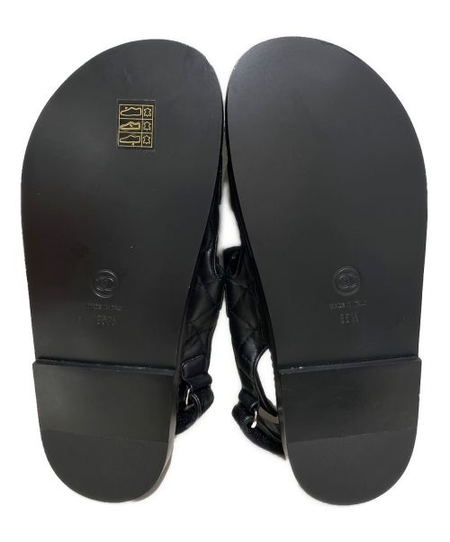 CHANEL（シャネル）CHANEL (シャネル) ラムスキンマトラッセ ベルクロ コンフォートサンダル ブラック サイズ:35 1/2の古着・服飾アイテム