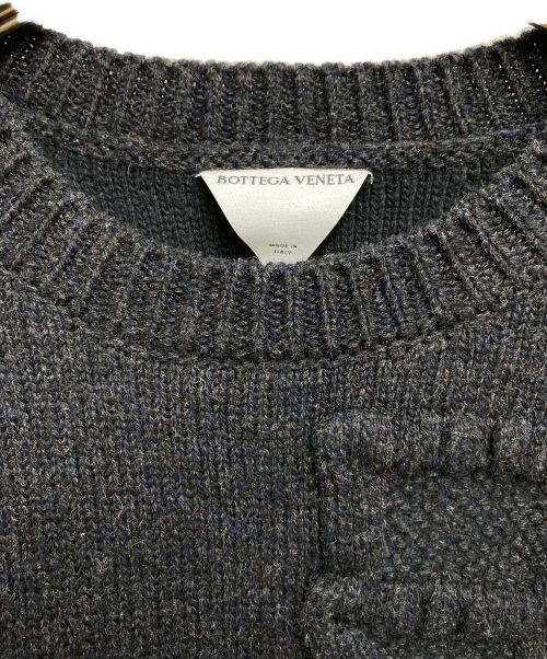 BOTTEGA VENETA（ボッテガベネタ）BOTTEGA VENETA (ボッテガベネタ) 22AW ロゴデザインニット グレー サイズ:XLの古着・服飾アイテム