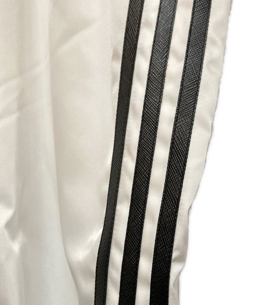 PRADA（プラダ）PRADA (プラダ) adidas (アディダス) Re nylonトラックパンツ ホワイト サイズ:Mの古着・服飾アイテム