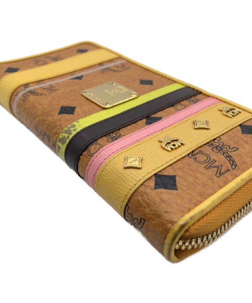 MCM（エムシーエム）MCM (エムシーエム) ラウンドファスナー長財布 ブラウンの古着・服飾アイテム