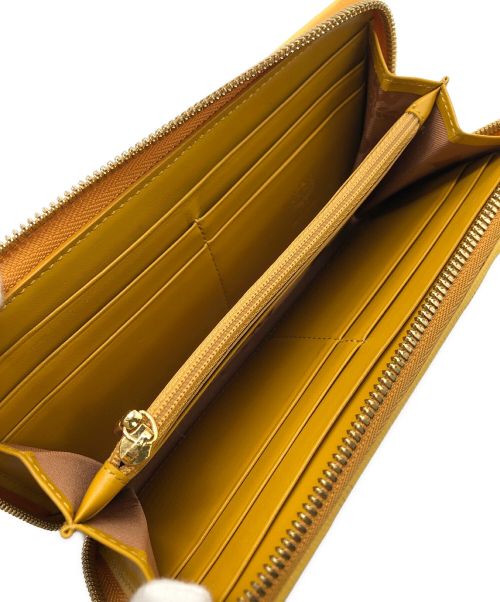 MCM（エムシーエム）MCM (エムシーエム) ラウンドファスナー長財布 ブラウンの古着・服飾アイテム