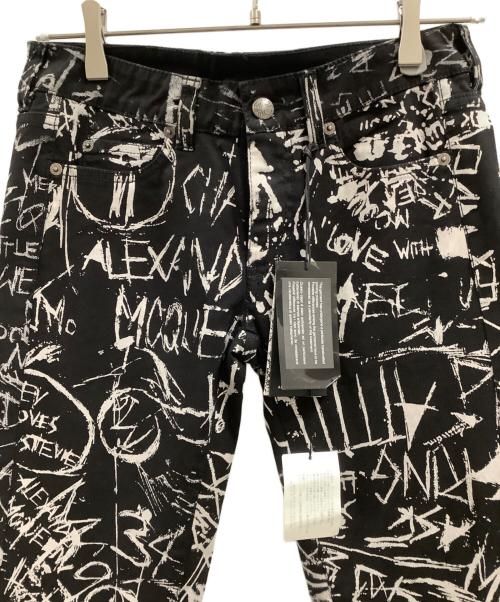 MCQ（マックキュー）MCQ (マックキュー) MCQ　総柄パンツ ブラック サイズ:W25の古着・服飾アイテム