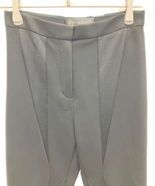 VERSACE（ヴェルサーチェ）VERSACE (ヴェルサーチェ) ストレッチパンツ ブラック サイズ:SIZE40の古着・服飾アイテム