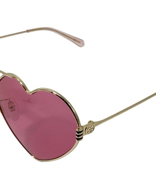 GUCCI（グッチ）GUCCI (グッチ) Heart Lens Sunglasses (ハートレンズサングラス) ピンク サイズ:62□15 140の古着・服飾アイテム