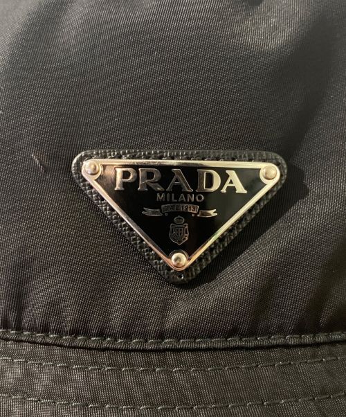 PRADA（プラダ）PRADA (プラダ) Re-Nylon バケットハット ブラック サイズ:Mの古着・服飾アイテム